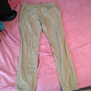 Forever 21 Men’s khaki joggers